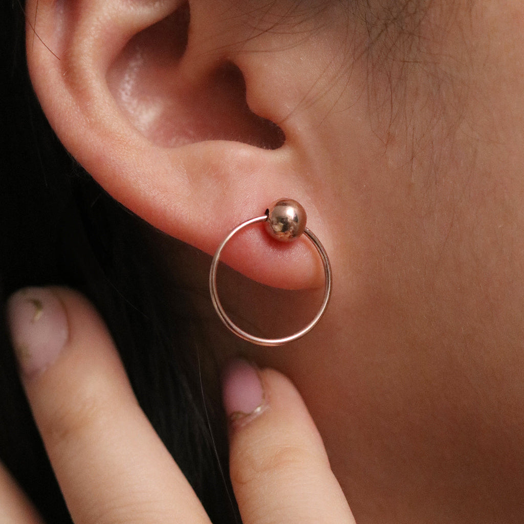 Ball with line circle earrings
