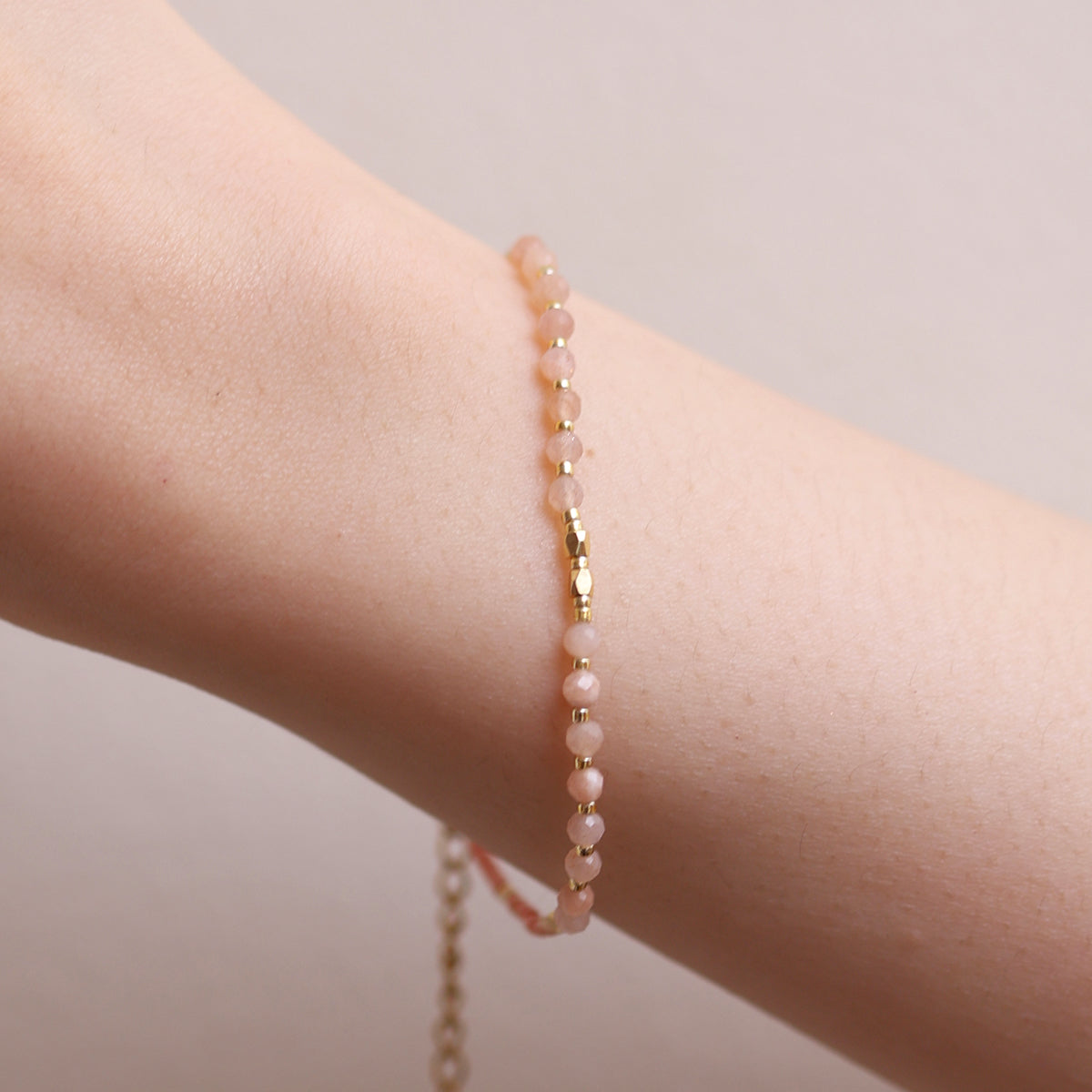 Rose quartz beaded bracelet
