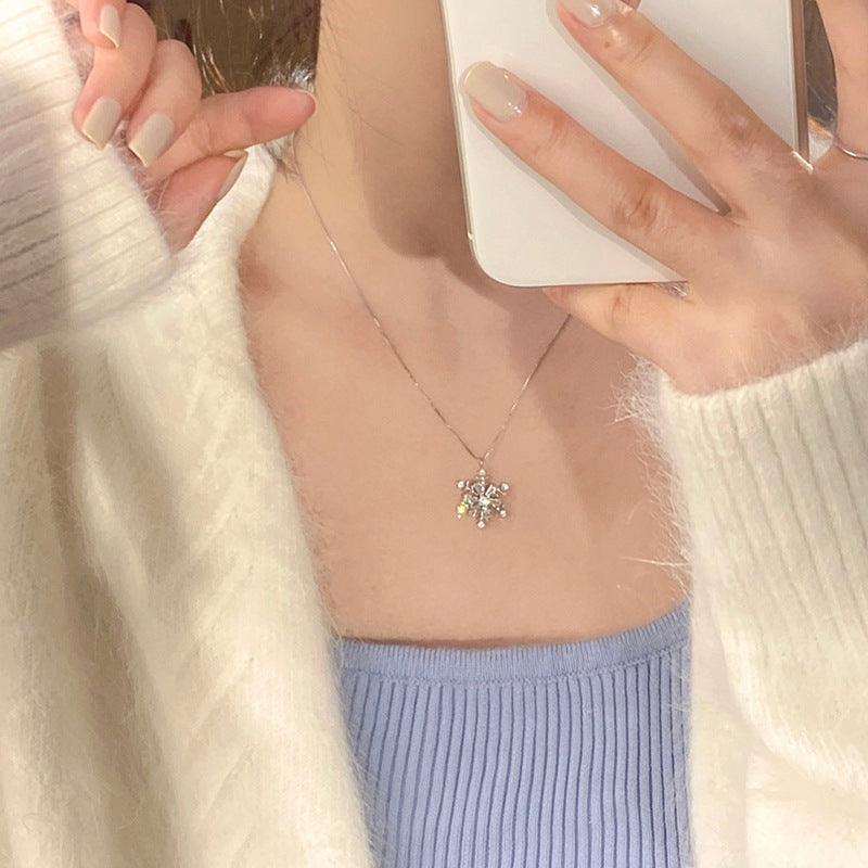 Fashion Rotatable Snowflake Necklace For Women